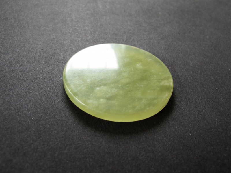 thumbnail image 2 of Alluring Jade Stone Glue Stand Pallet For Eyelash Extensions – Green 2 of 6